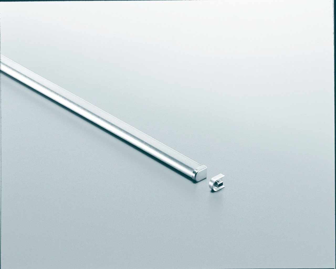 Kesseböhmer Linero 2000 Profil Szett , Edelstahlabdeckung 600 mm