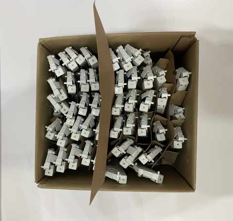 Kesseböhmer FREEspace pto D típusú felnyíló vasalat nickel/white VE:25