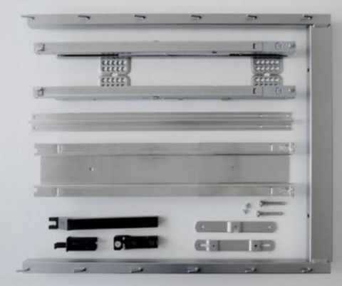 Kesseböhmer DISPENSA Junior slim vasalatszett fenéklapra szerelhető, magasság: 640-728mm, kosarak nélkül Silver