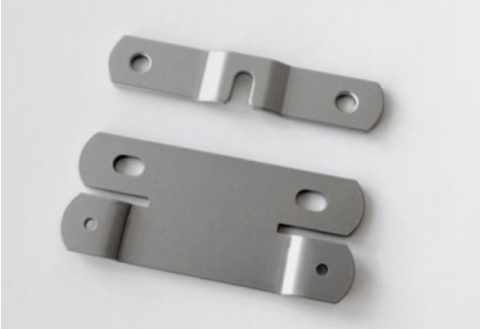 Kesseböhmer DISPENSA Junior slim frontrögzítő 150mm, Silver